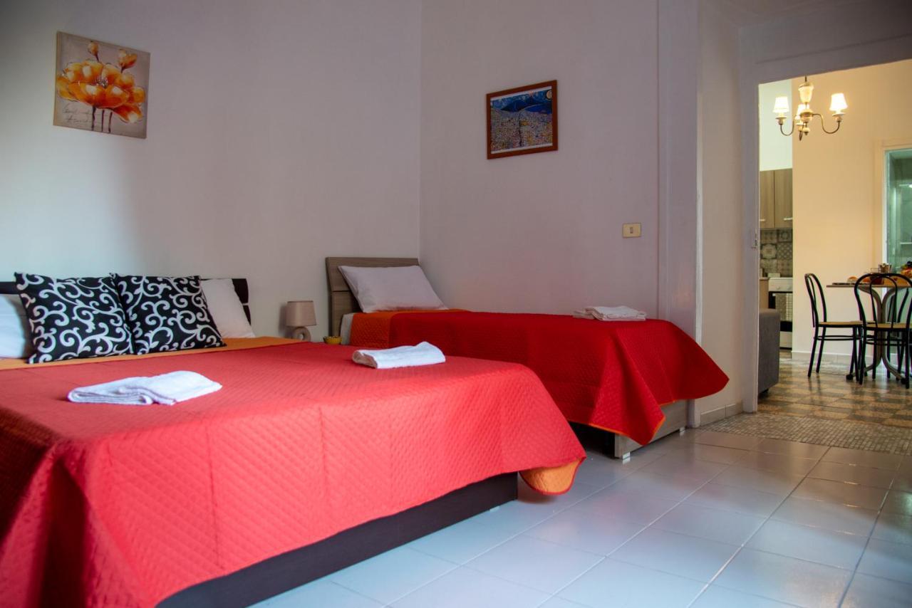 Domus Anticaglia By Domusextra Apartment Napoli Exterior foto