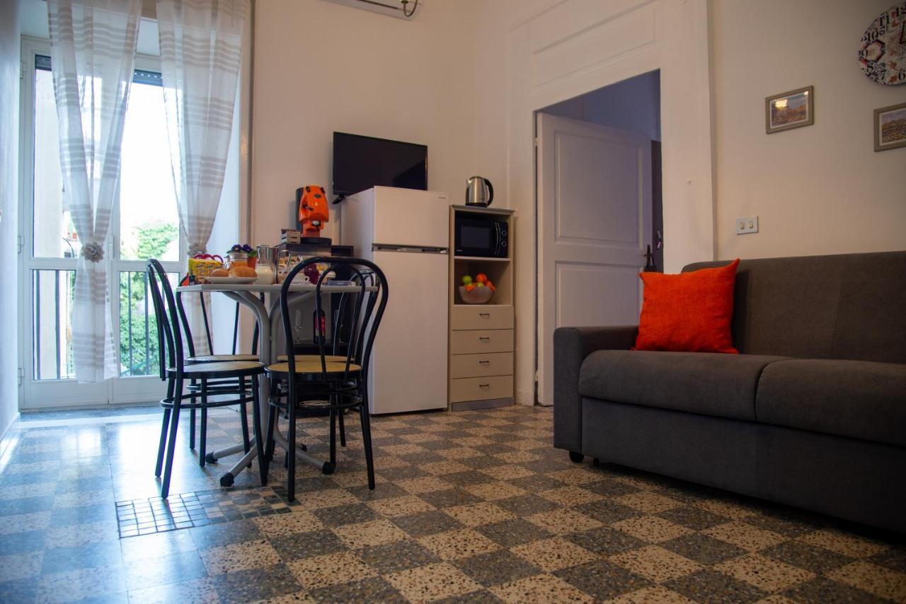 Domus Anticaglia By Domusextra Apartment Napoli Exterior foto