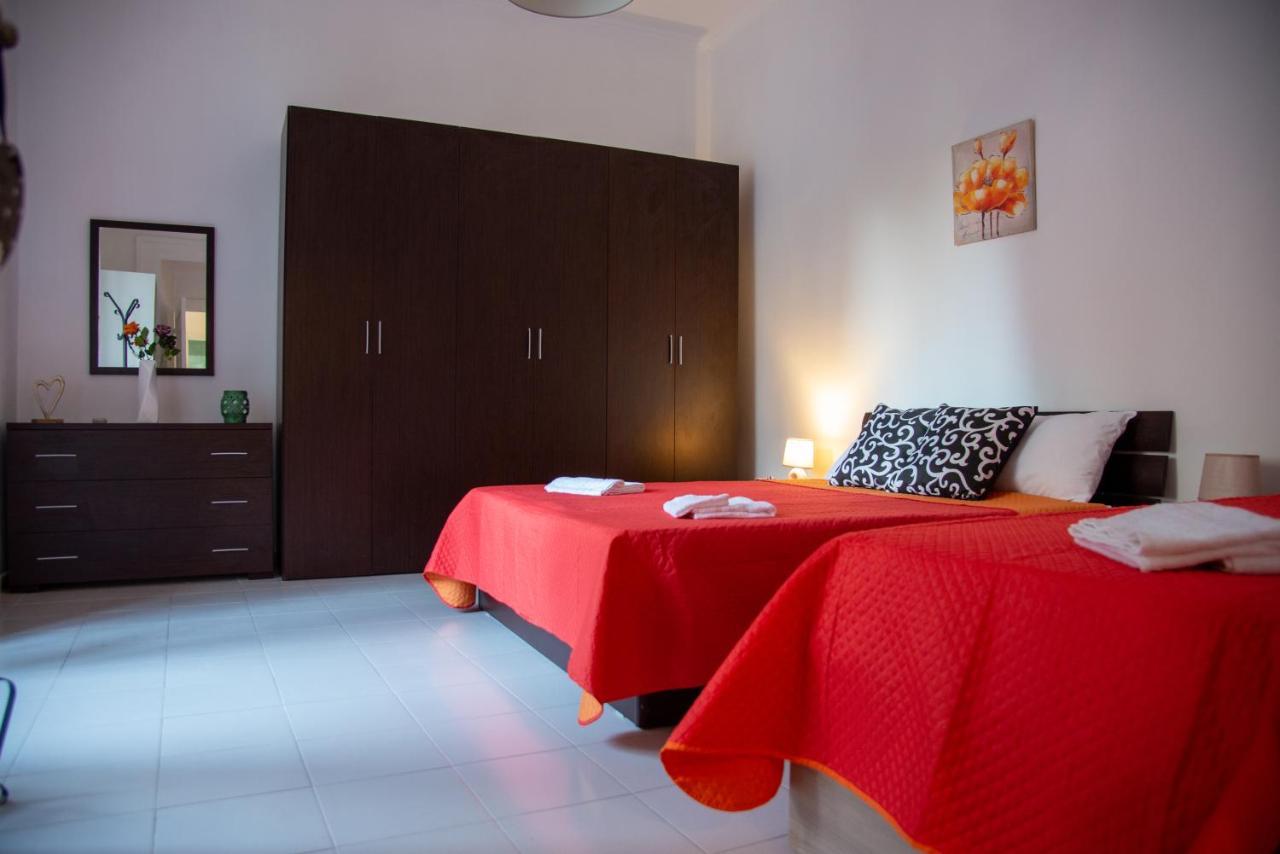 Domus Anticaglia By Domusextra Apartment Napoli Exterior foto
