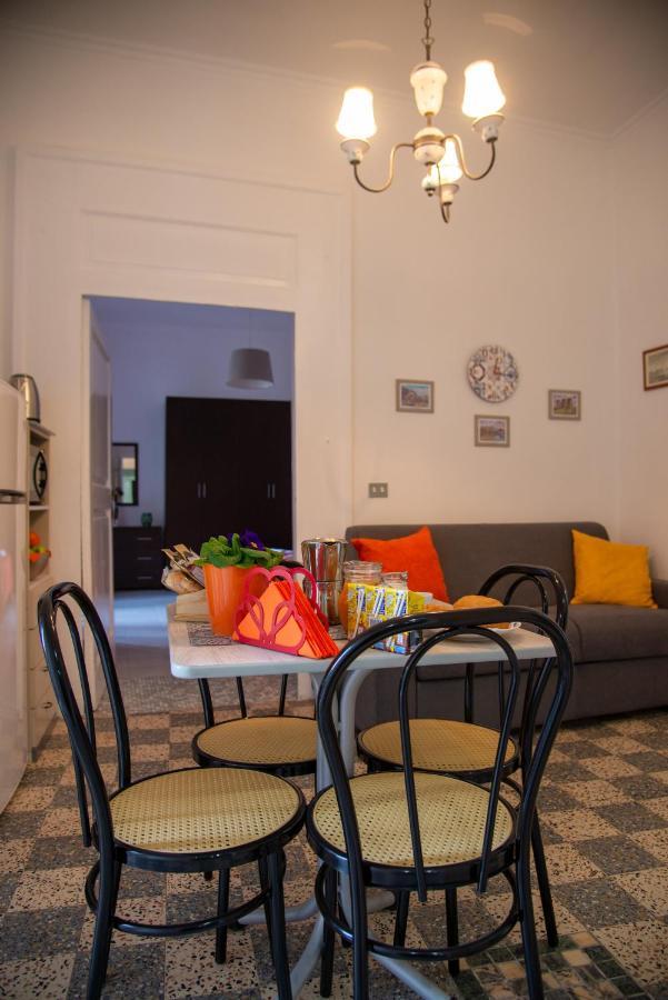 Domus Anticaglia By Domusextra Apartment Napoli Exterior foto